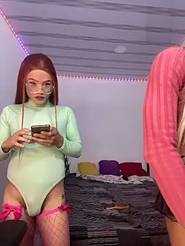 Snapshot of big_girl21cm chatting on February 14, 2026, 2:06 pm big girl21cm online show from February 14, 2026, 2:06 pm