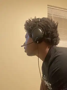 gaimov3r2024 online show from November 12, 2025, 4:38 am