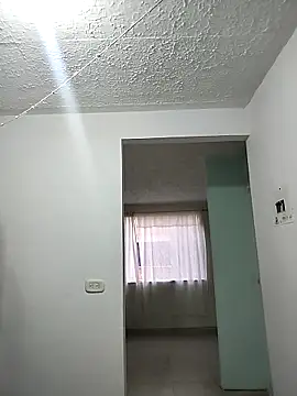 Yaumiko online show from April 10, 2026, 11:06 am