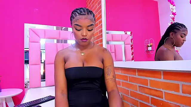 Snapshot of malu_horny_69 chatting on December 10, 2024, 2:28 pm malu horny 69 online show from December 10, 2024, 2:28 pm