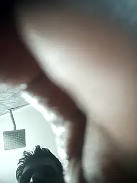 Snapshot of princeblore chatting on March 5, 2026, 1:40 pm princeblore online show from March 5, 2026, 1:40 pm