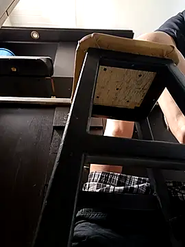 assadiict online show from September 29, 2025, 4:01 pm