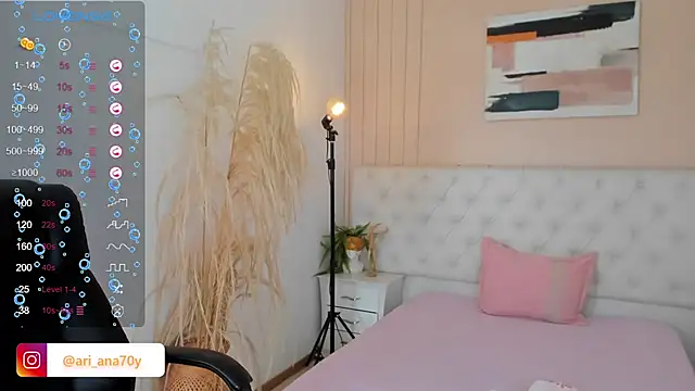 LOISE-XX online show from November 16, 2025, 7:07 pm