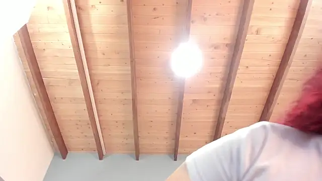 Twwiiggy online show from April 1, 2026, 8:06 pm