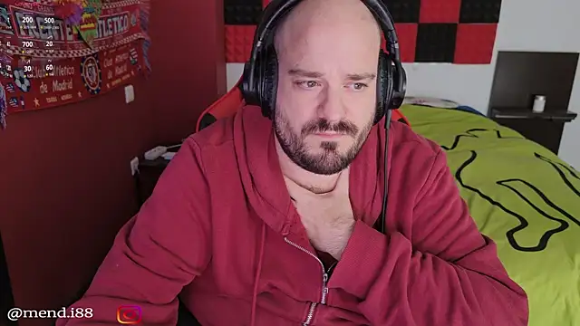 menditeta1 online show from April 13, 2026, 3:27 pm