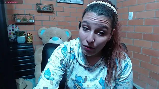 alexia 87 online show from October 30, 2025, 2:21 am