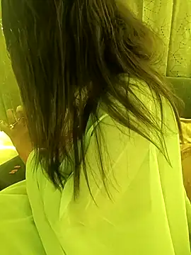 Snapshot of Divya_girl chatting on March 18, 2025, 3:01 pm Divya girl online show from March 18, 2025, 3:01 pm