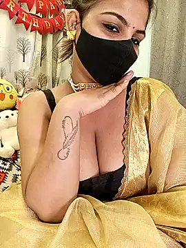 Snapshot of Divya_girl chatting on October 10, 2025, 9:21 am Divya girl online show from October 10, 2025, 9:21 am