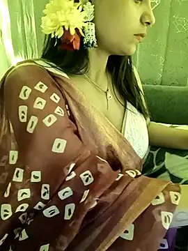 Snapshot of Divya_girl chatting on February 16, 2025, 10:54 am Divya girl online show from February 16, 2025, 10:54 am