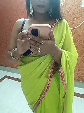 Snapshot of Divya_girl chatting on March 19, 2025, 12:34 pm Divya girl online show from March 19, 2025, 12:34 pm