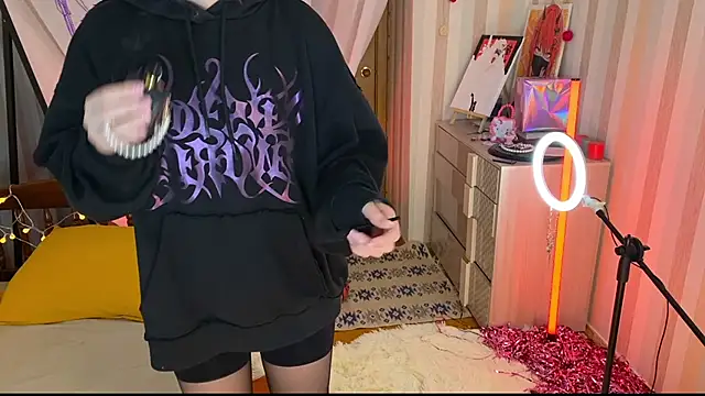 Snapshot of EmmyAmbros chatting on February 23, 2026, 9:15 pm EmmyAmbros online show from February 23, 2026, 9:15 pm