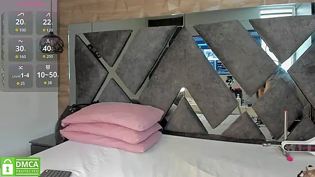 Venus velez  online show from April 11, 2026, 1:15 pm