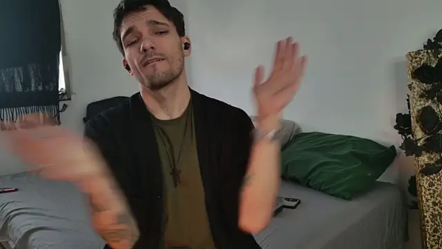 JackDesFeux online show from November 18, 2025, 4:10 pm