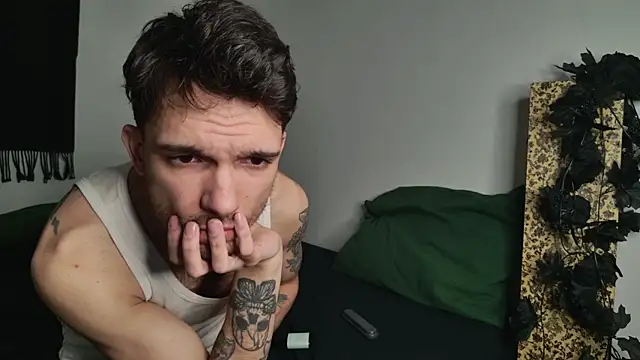 JackDesFeux online show from March 4, 2026, 1:24 am