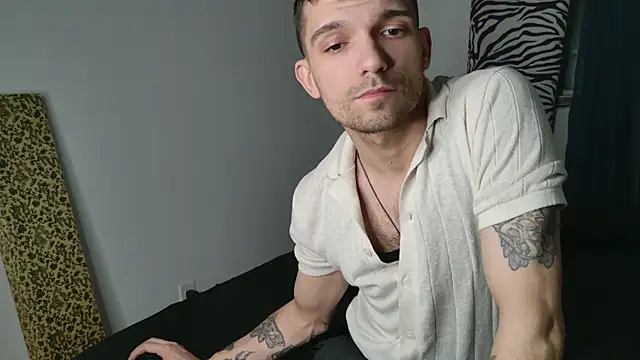 JackDesFeux online show from May 27, 2026, 4:09 am