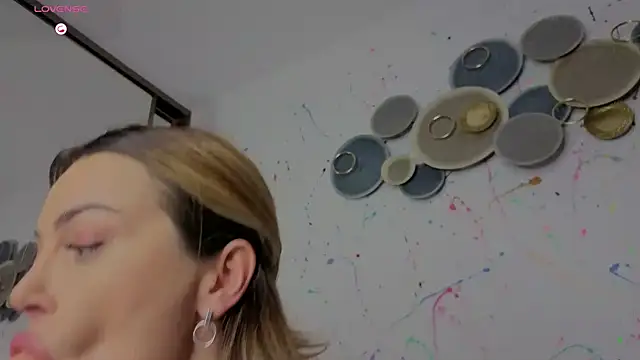 sonia esd online show from October 21, 2025, 1:54 pm