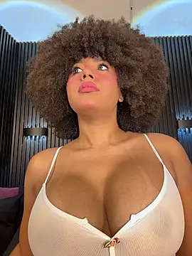 kendall coxx online show from March 15, 2026, 7:43 pm