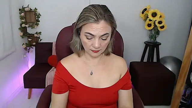 ana milf online show from May 14, 2026, 2:03 pm
