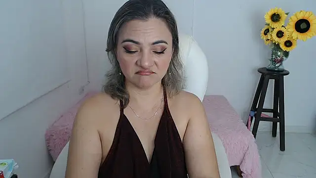 ana milf online show from November 21, 2025, 12:59 pm