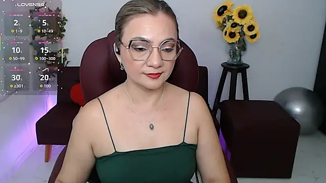 ana milf online show from May 11, 2026, 2:07 pm