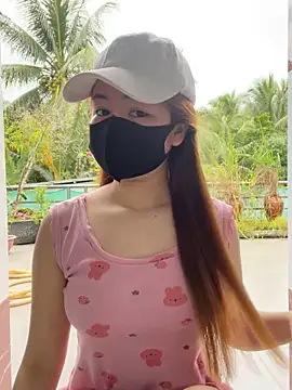 BabyThree  online show from September 11, 2025, 7:30 am