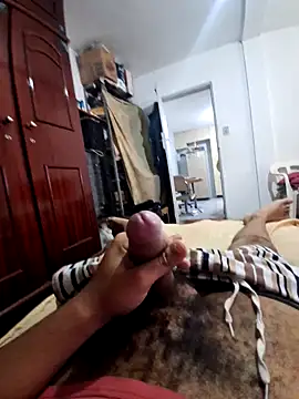 Snapshot of gressw22 chatting on December 12, 2024, 3:16 pm gressw22 online show from December 12, 2024, 3:16 pm