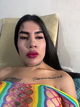 Snapshot of saragill323 chatting on February 28, 2025, 5:15 pm saragill323 online show from February 28, 2025, 5:15 pm