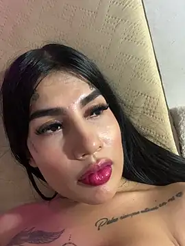 Snapshot of saragill323 chatting on March 18, 2025, 6:39 pm saragill323 online show from March 18, 2025, 6:39 pm