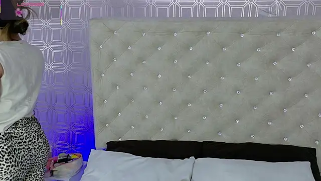 Sara Desire online show from September 21, 2025, 12:21 pm