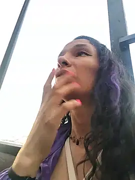 rebekka simpson online show from June 14, 2026, 10:44 pm