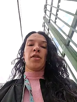 rebekka simpson online show from October 1, 2025, 3:38 pm