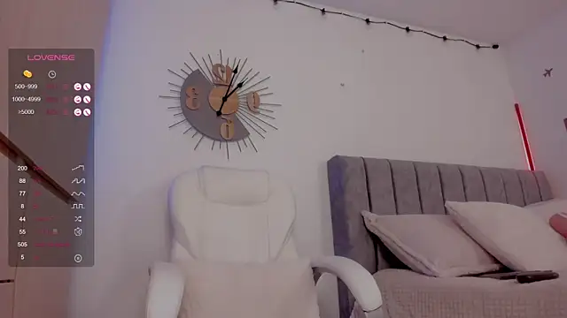 Snapshot of imsofia_ chatting on October 2, 2025, 7:17 pm imsofia  online show from October 2, 2025, 7:17 pm