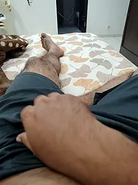 Snapshot of John_mccoy@xh chatting on February 17, 2026, 8:06 pm John mccoyxh online show from February 17, 2026, 8:06 pm