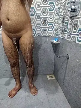 Snapshot of John_mccoy@xh chatting on February 24, 2026, 1:39 am John mccoyxh online show from February 24, 2026, 1:39 am