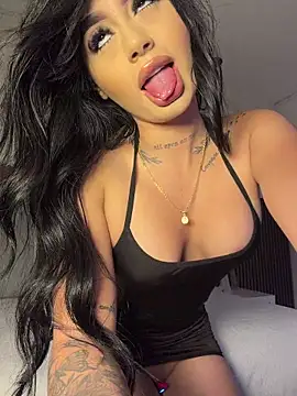 SOPHICARTERS online show from January 7, 2026, 11:26 am