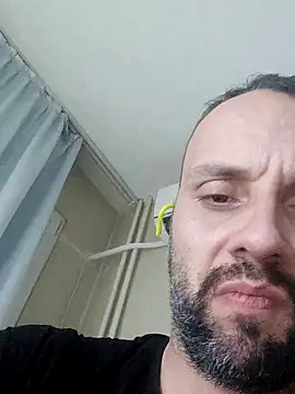 CashhoOUT online show from April 4, 2026, 9:10 pm