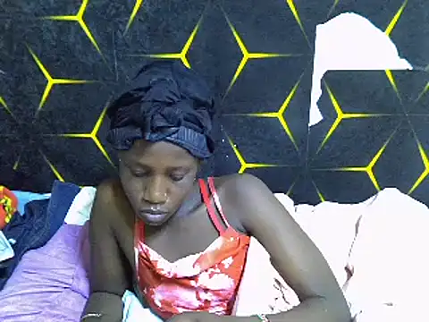 Snapshot of Spicey_diana chatting on February 15, 2025, 5:19 am Spicey diana online show from February 15, 2025, 5:19 am