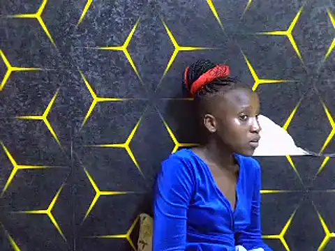 Snapshot of Spicey_diana chatting on February 22, 2025, 2:50 am Spicey diana online show from February 22, 2025, 2:50 am