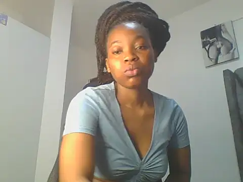  Becky002 online show from May 16, 2026, 10:14 am