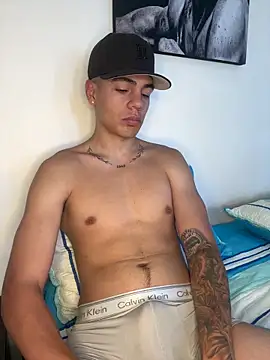 santiago sosa24 online show from May 20, 2026, 3:42 pm