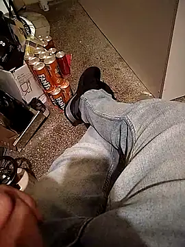 A man in public online show from October 17, 2025, 11:45 am