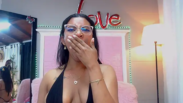 JessyZoe online show from March 11, 2025, 5:35 pm