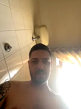 Snapshot of iltoscano95 chatting on September 23, 2025, 11:39 am iltoscano95 online show from September 23, 2025, 11:39 am