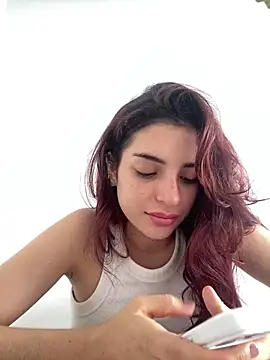 Snapshot of dakota_le chatting on April 21, 2026, 1:39 pm dakota le online show from April 21, 2026, 1:39 pm
