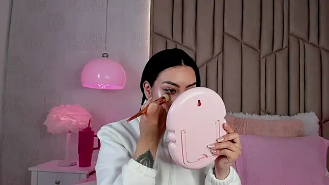 AudreyElla online show from February 21, 2026, 11:51 pm