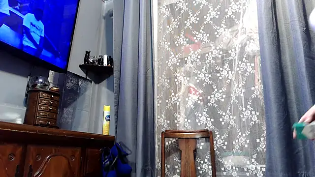 Genevieve143 online show from February 25, 2026, 6:30 pm