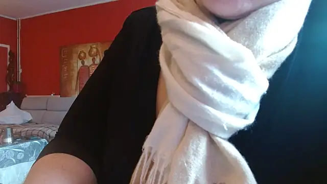 cruellaculdenfer67 online show from November 30, 2025, 9:43 am