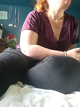 cruellaculdenfer67 online show from February 16, 2026, 2:05 pm