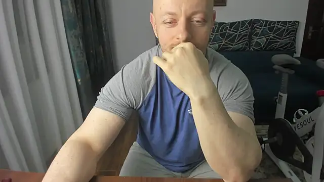 Snapshot of xxxWildxThoughtsxxx chatting on February 6, 2025, 2:11 am xxxWildxThoughtsxxx online show from February 6, 2025, 2:11 am