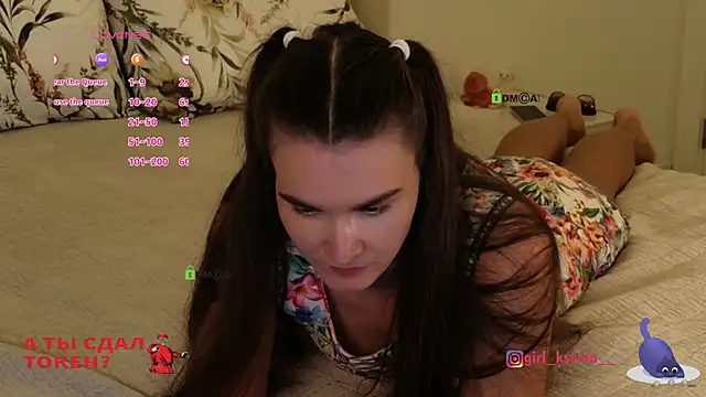 Girl-Ksenia online show from June 6, 2026, 9:09 pm